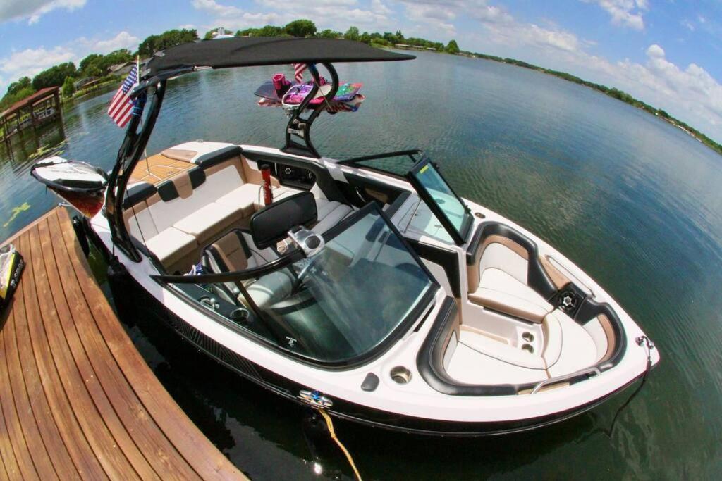 4 Rooms, Lake, Pool, Hot Tub, Putt-putt Casa de férias Orlando