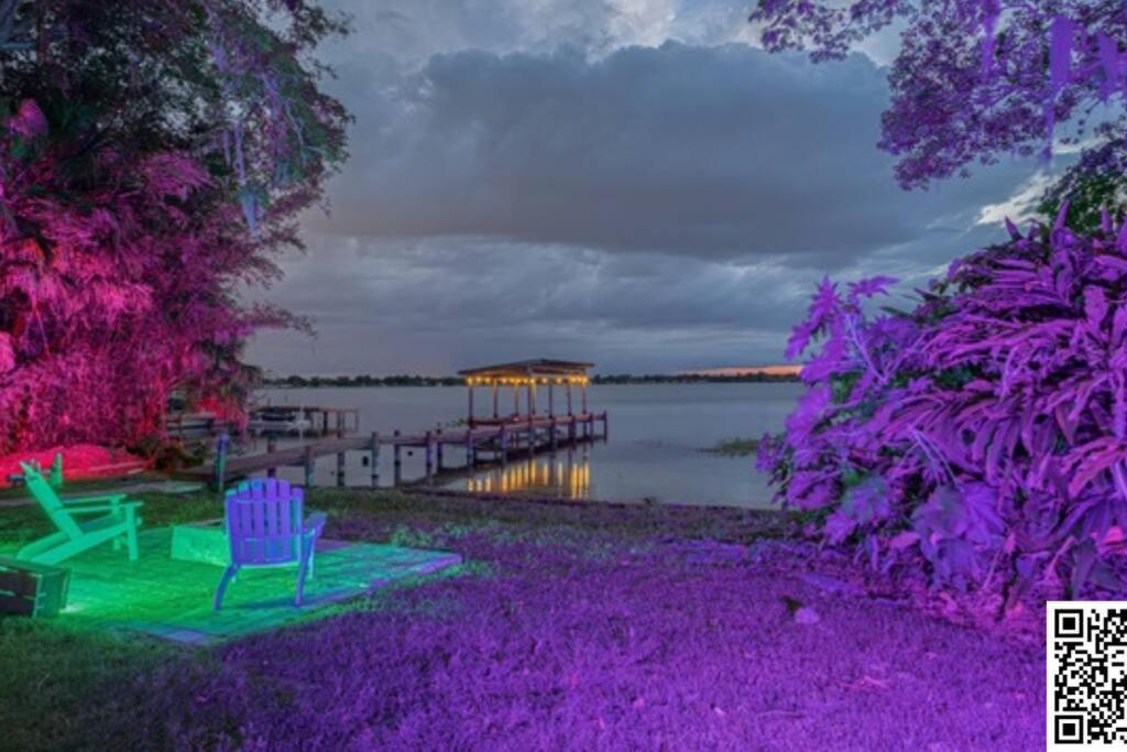 4 Rooms, Lake, Pool, Hot Tub, Putt-putt